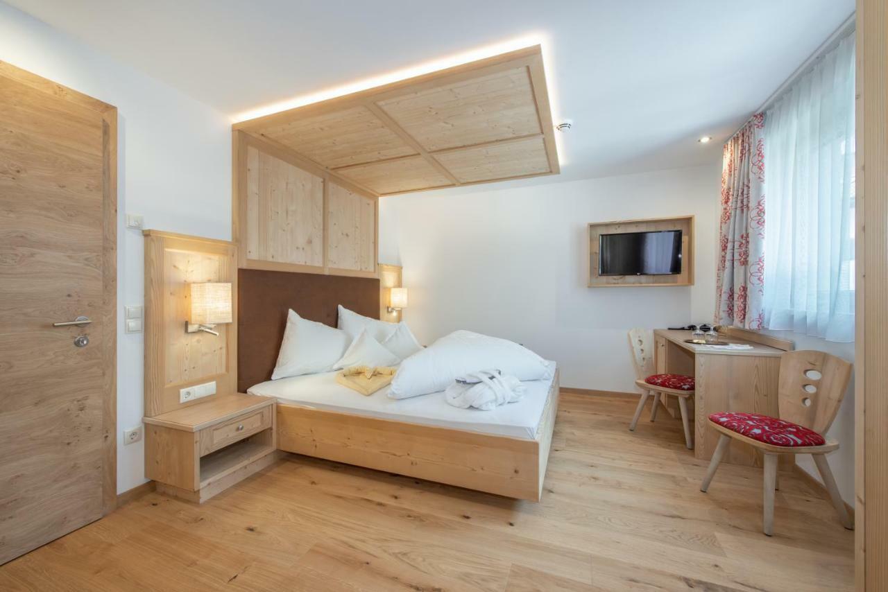 Hotel Theiner Курон-Веноста Екстер'єр фото
