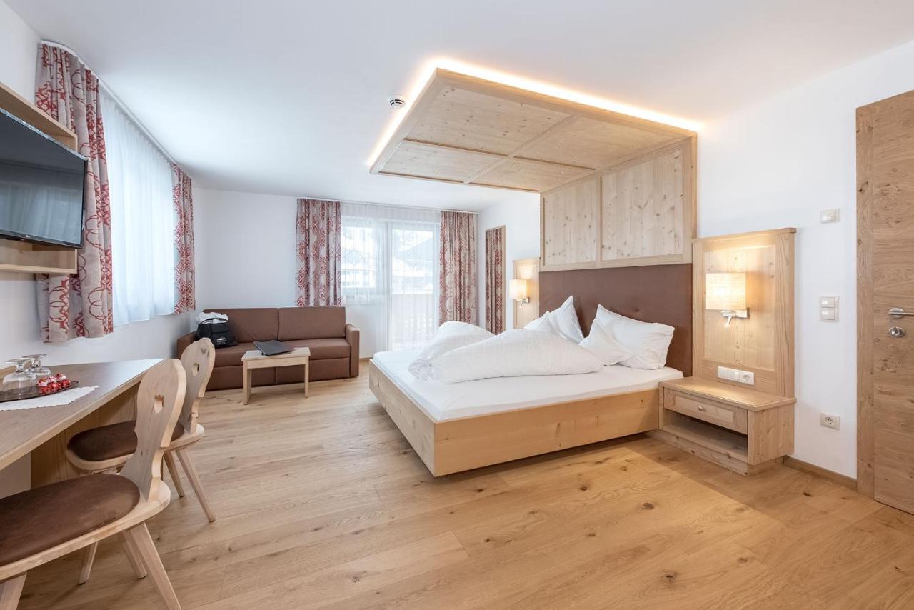 Hotel Theiner Курон-Веноста Екстер'єр фото
